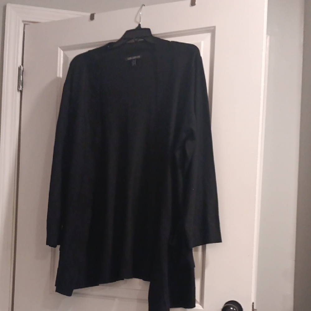 Elegant Black Cardigan
